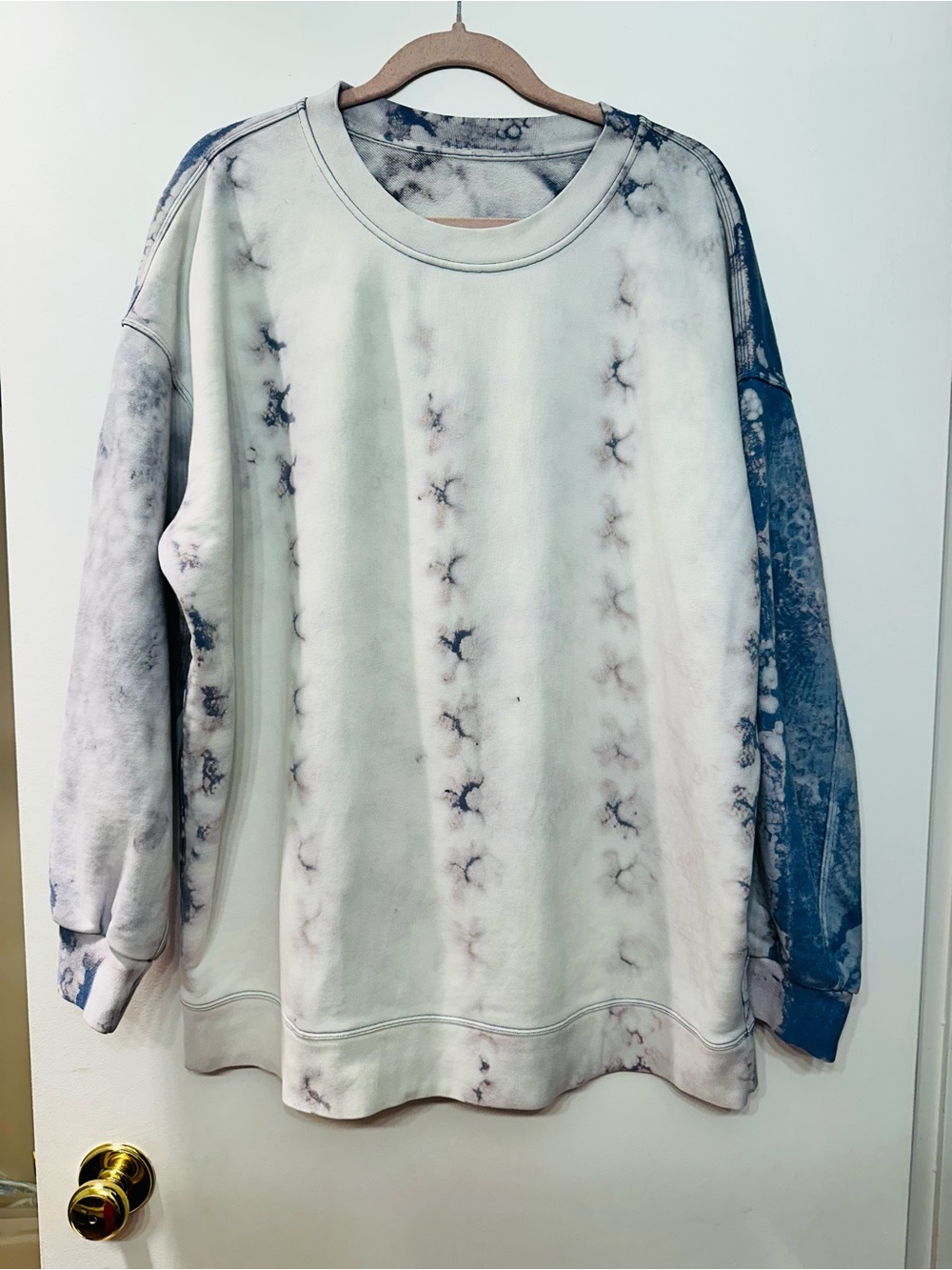 Lululemon Upcycled Lace Tie-Dye Crewneck Sweatshirt in White and Blue L 10 12